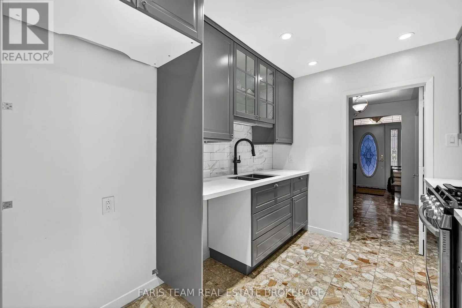 38 COLLINGDALE ROAD