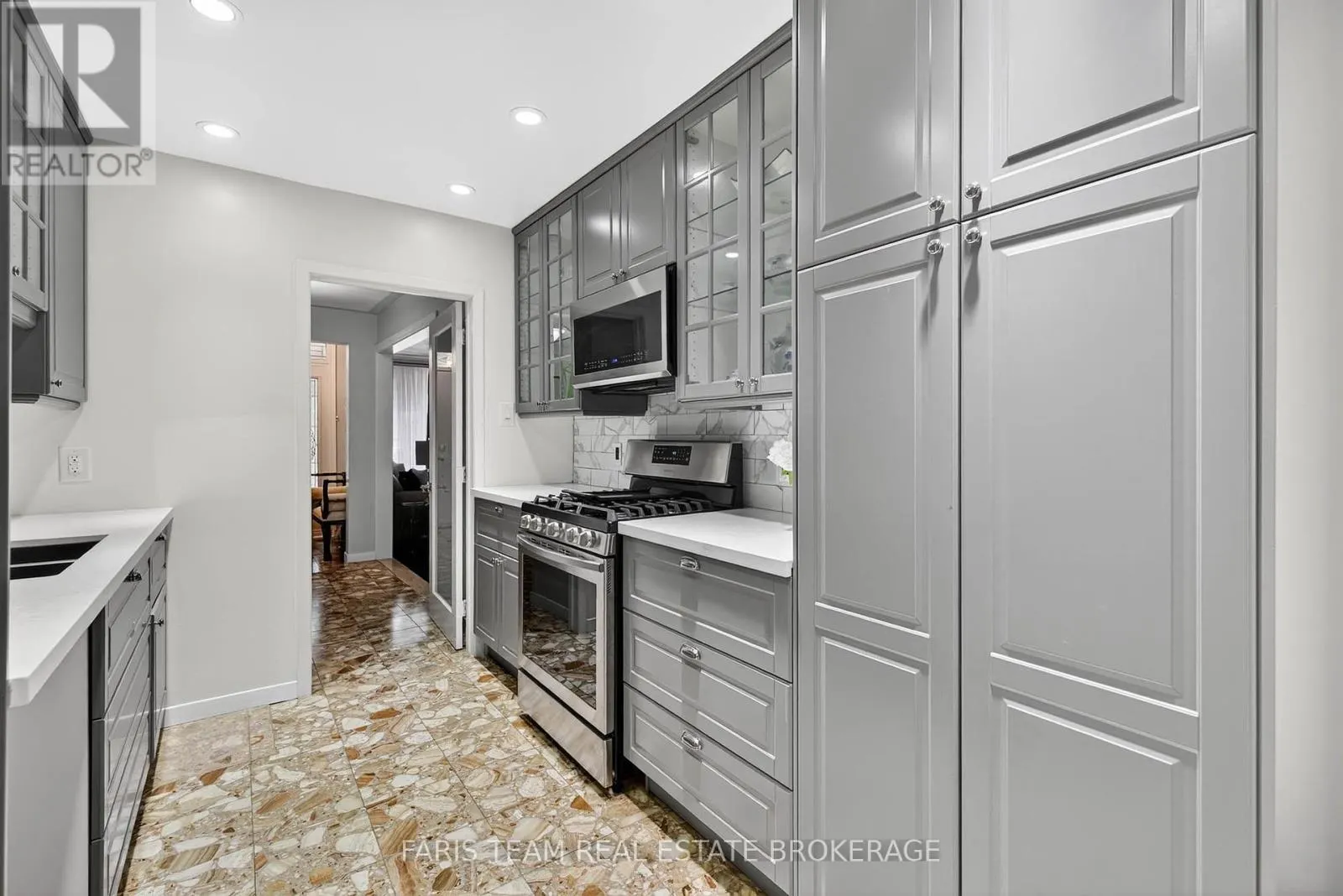 38 COLLINGDALE ROAD