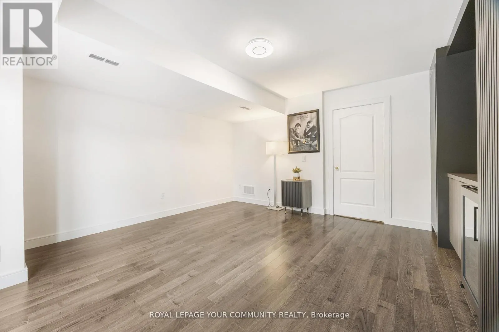 17 - 3020 CEDARGLEN GATE