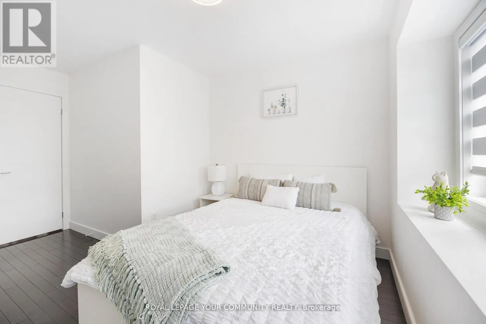 17 - 3020 CEDARGLEN GATE