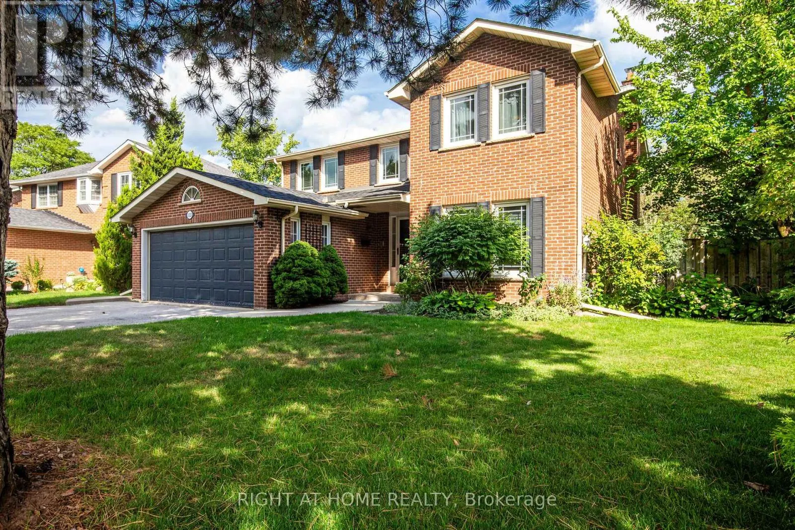 1020 ROXBOROUGH DRIVE