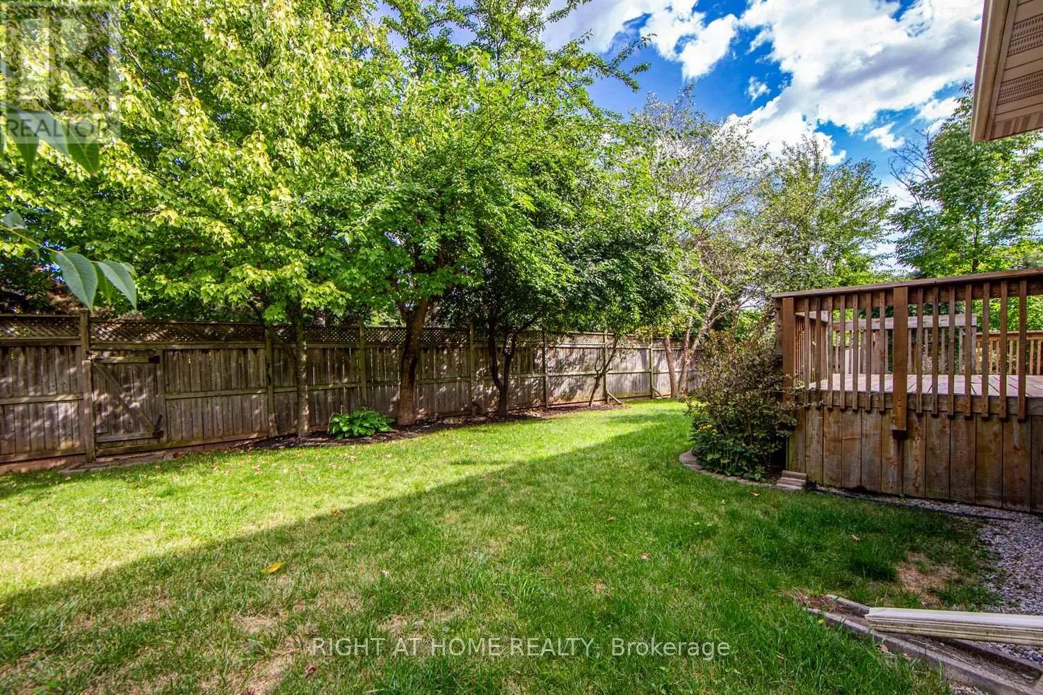 1020 ROXBOROUGH DRIVE