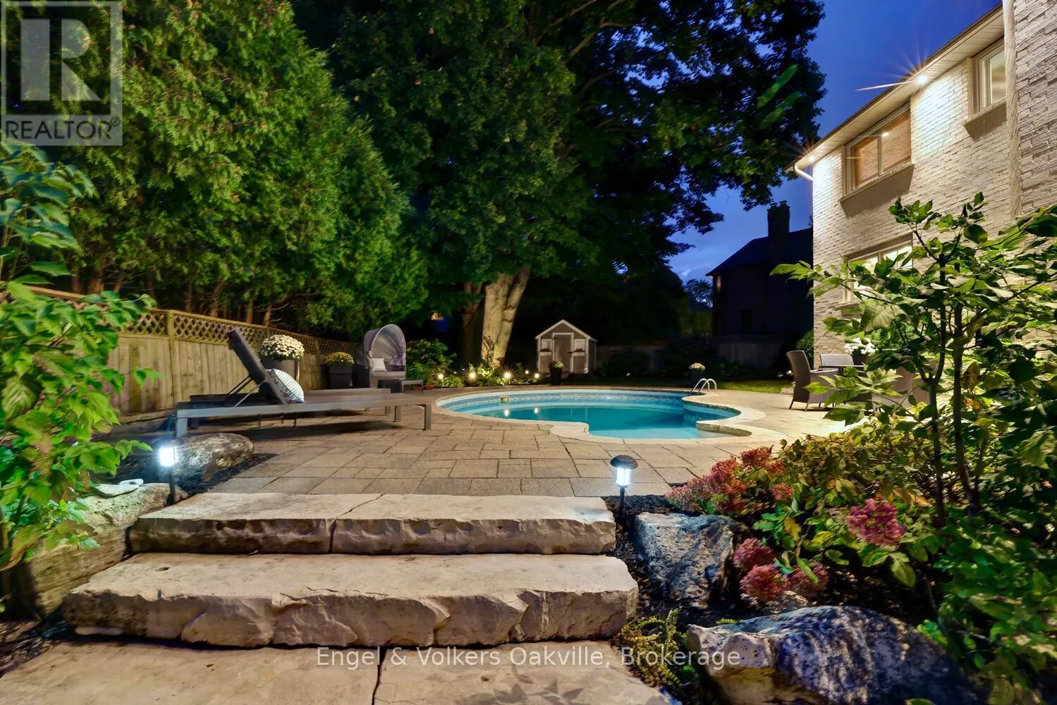 262 VINOVA COURT