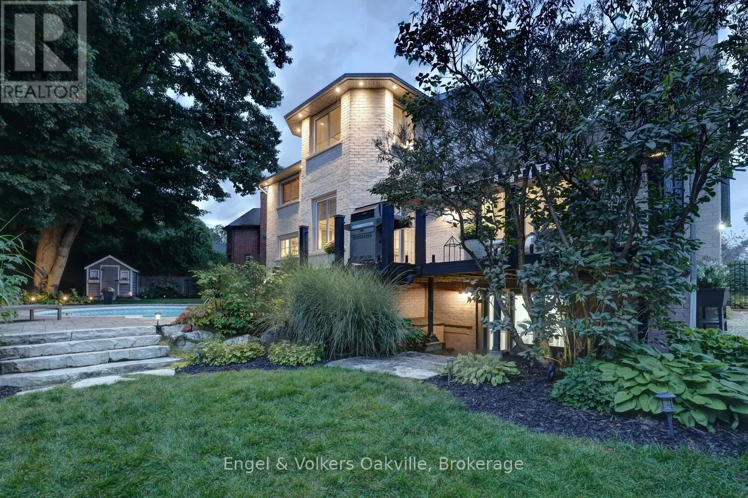262 VINOVA COURT