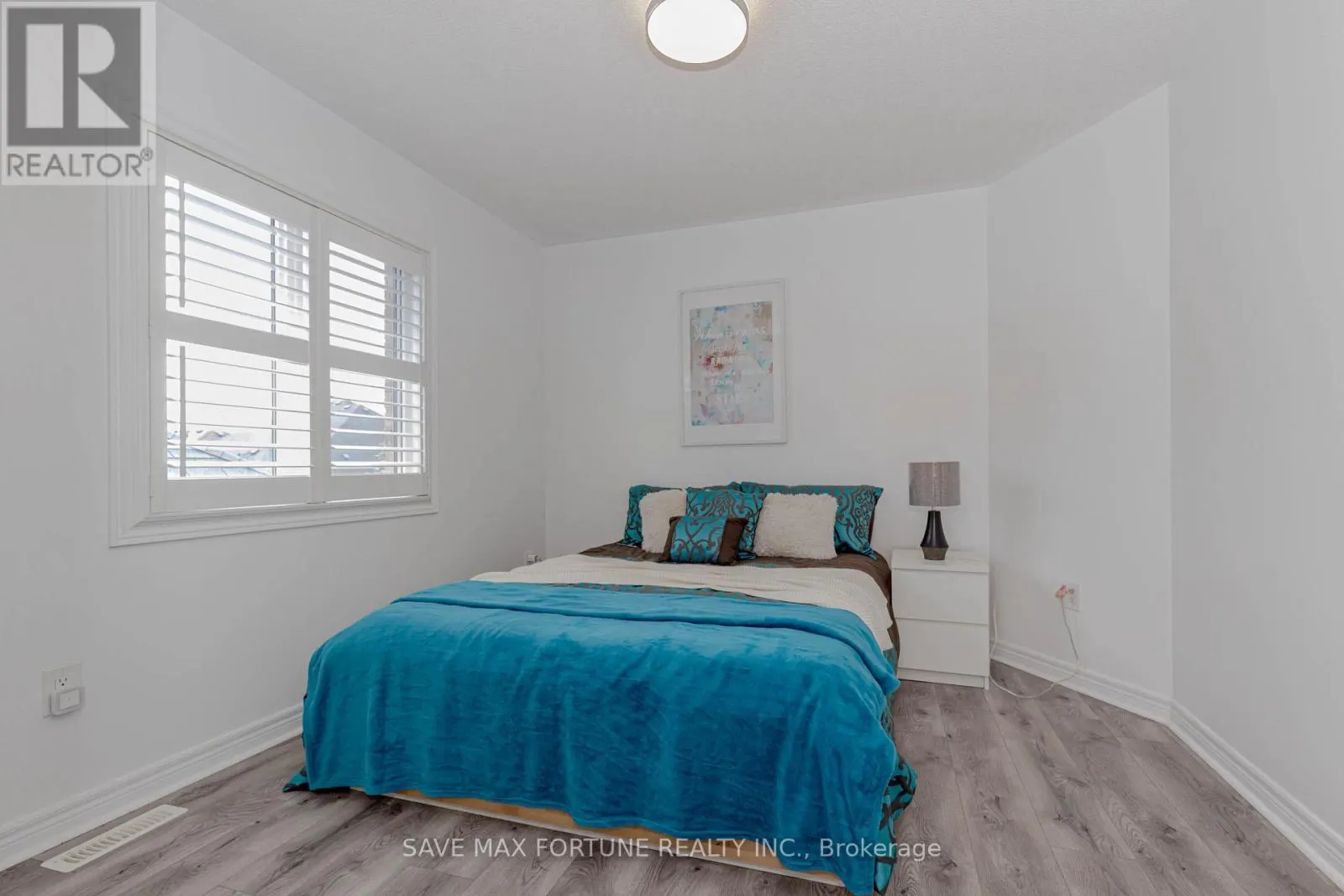 16 BERRYFIELD WAY NE