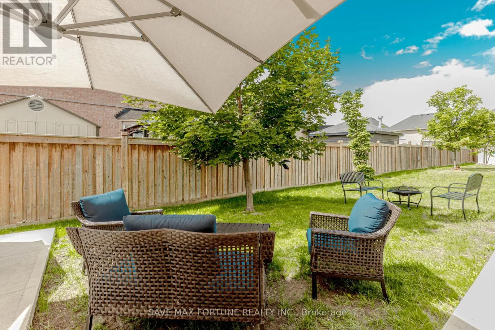 16 BERRYFIELD WAY NE
