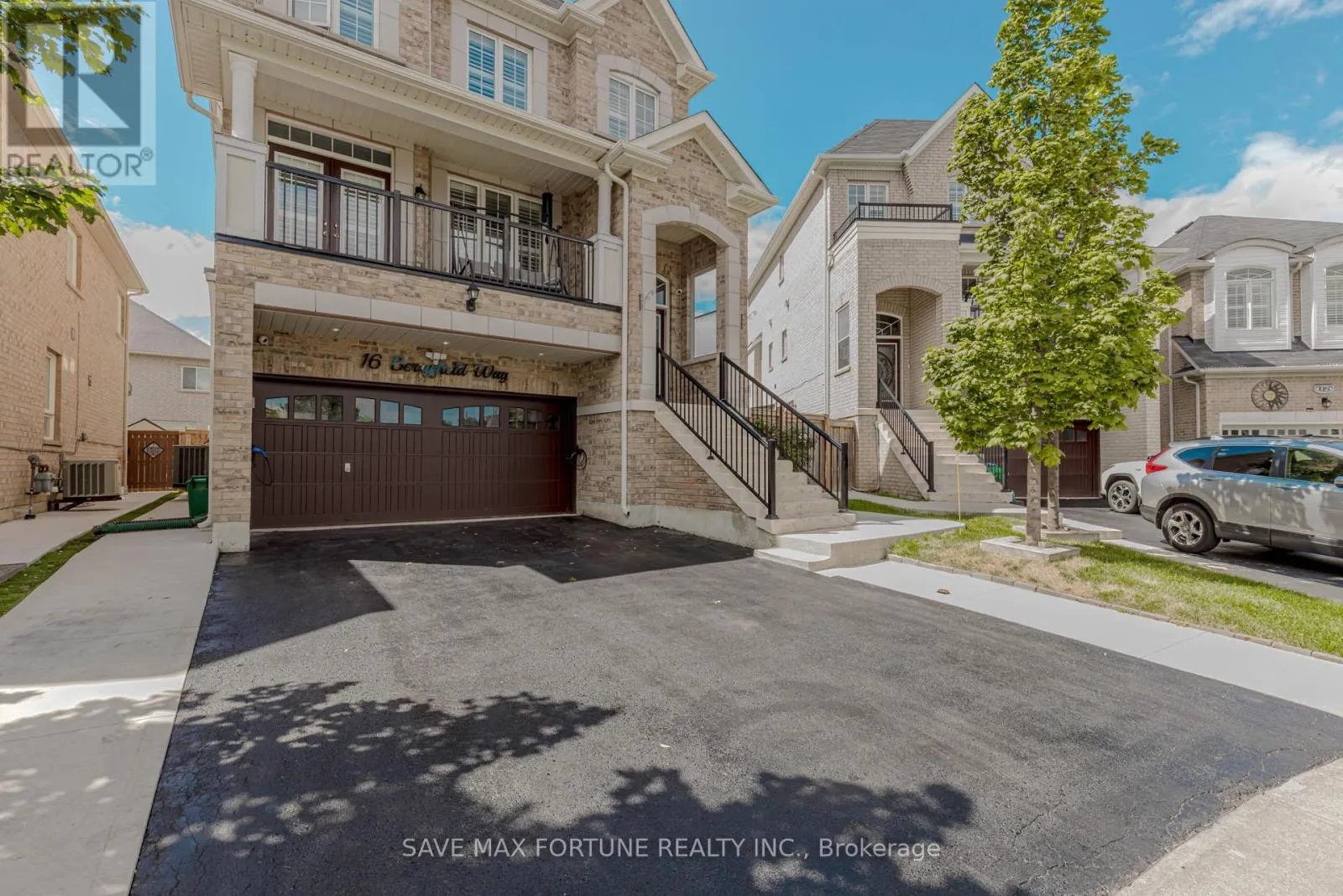 16 BERRYFIELD WAY NE