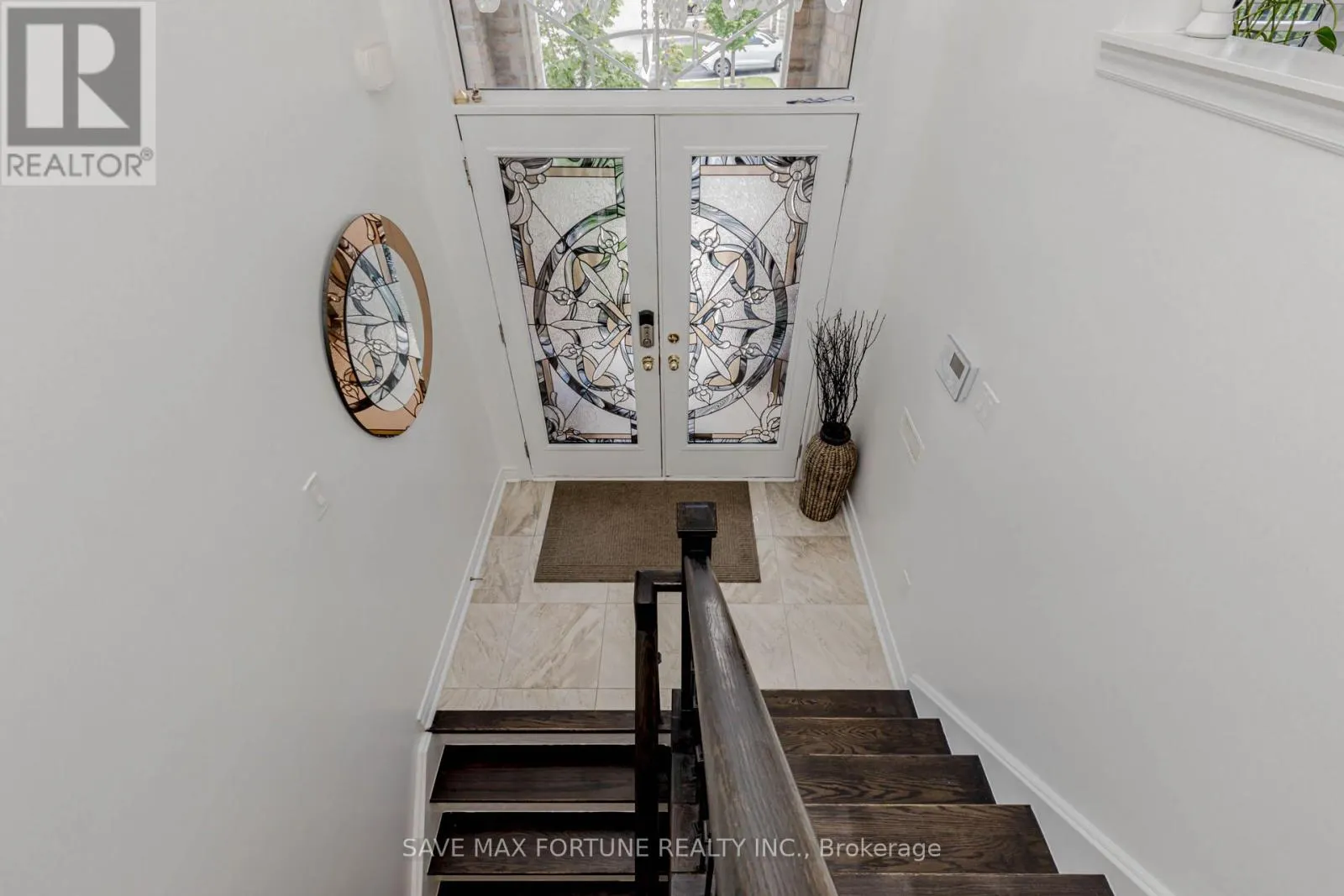 16 BERRYFIELD WAY NE