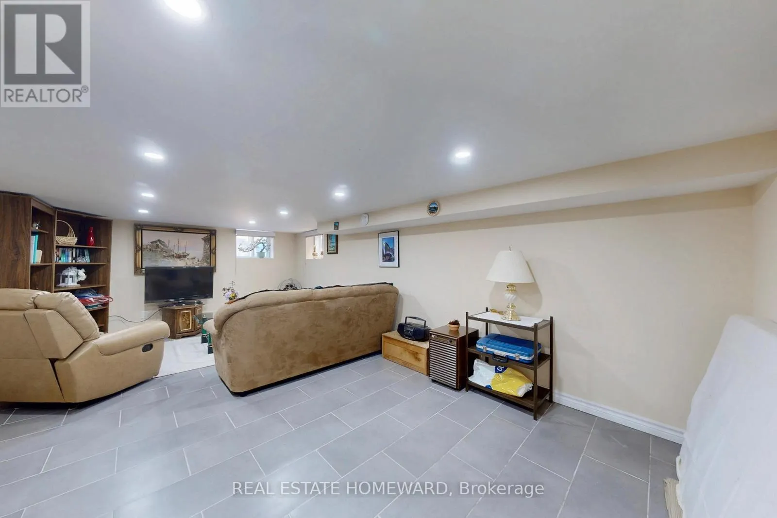 87 GUESTVILLE AVENUE