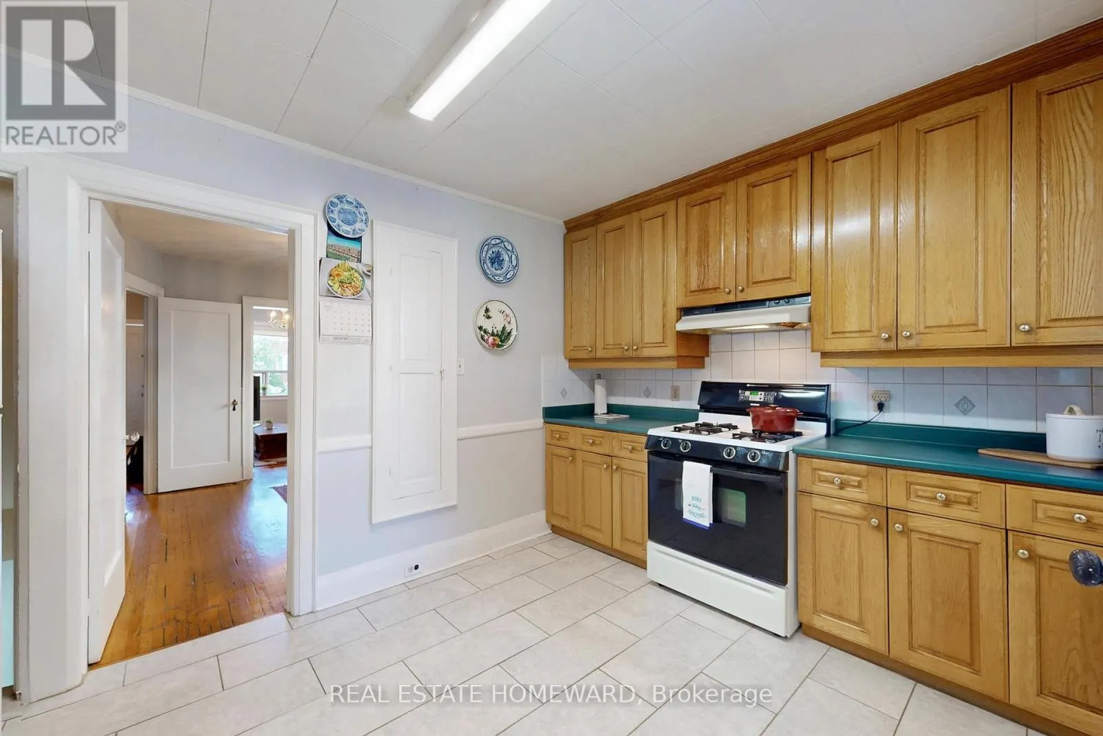 87 GUESTVILLE AVENUE