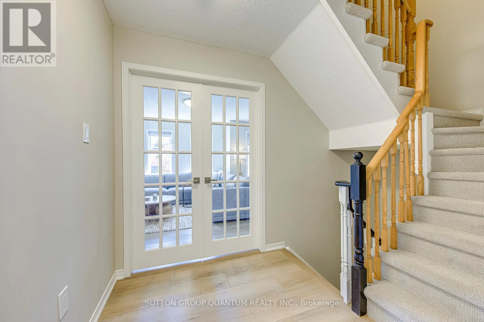 215 ROXTON ROAD