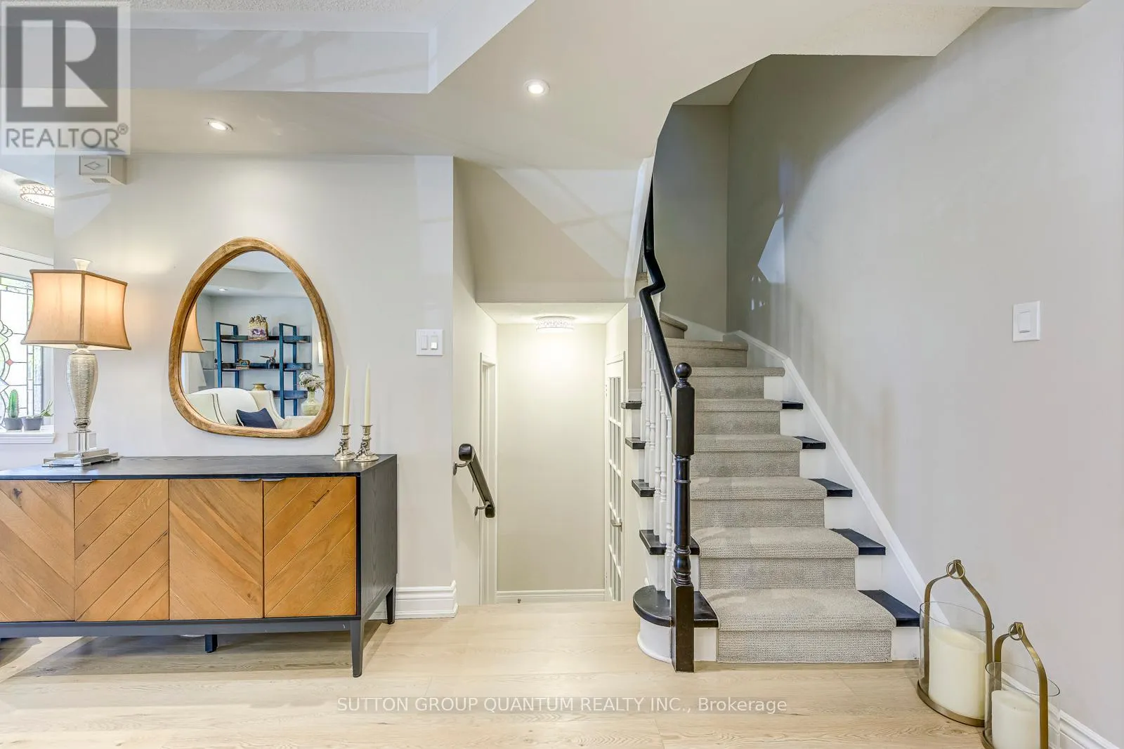 215 ROXTON ROAD