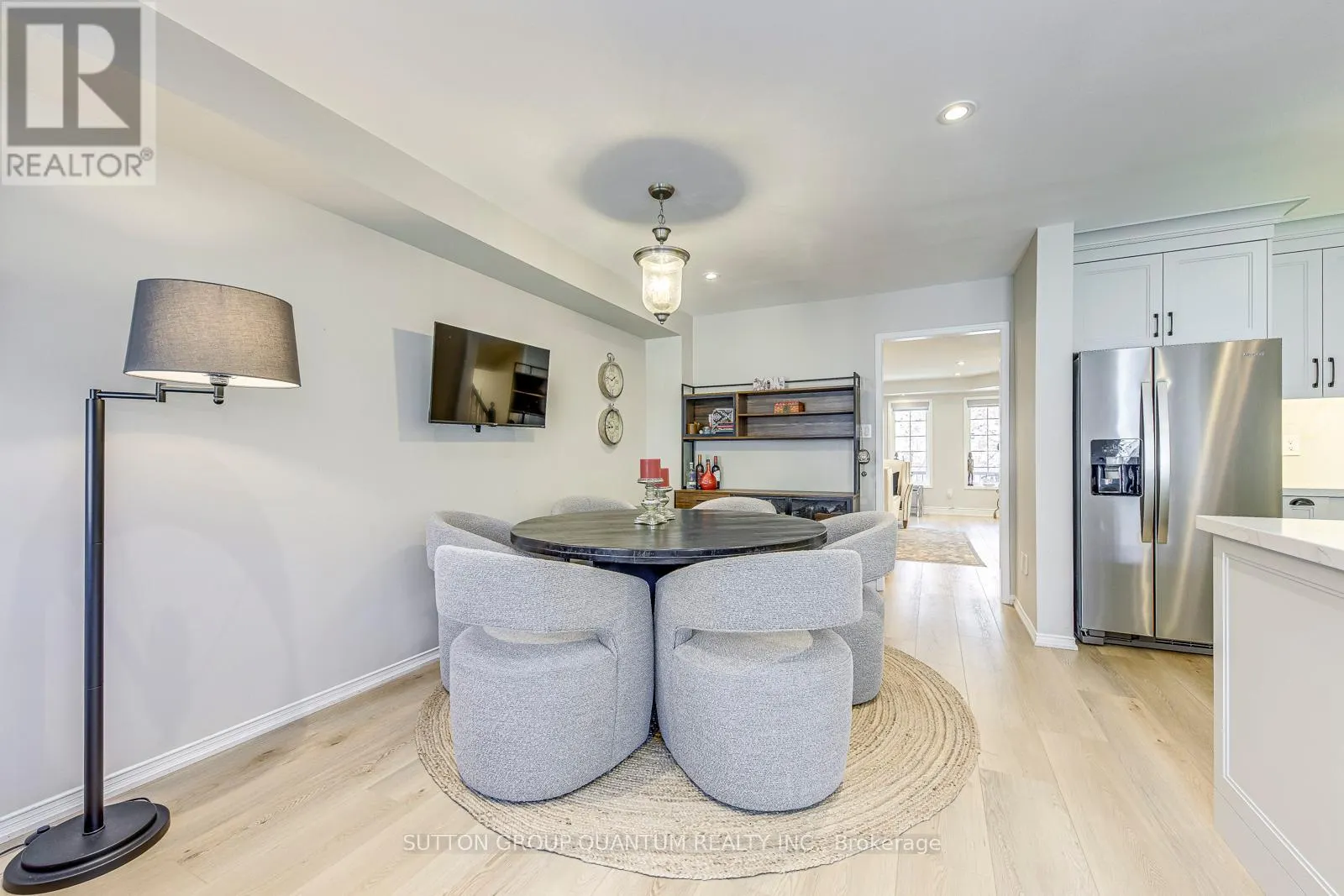 215 ROXTON ROAD