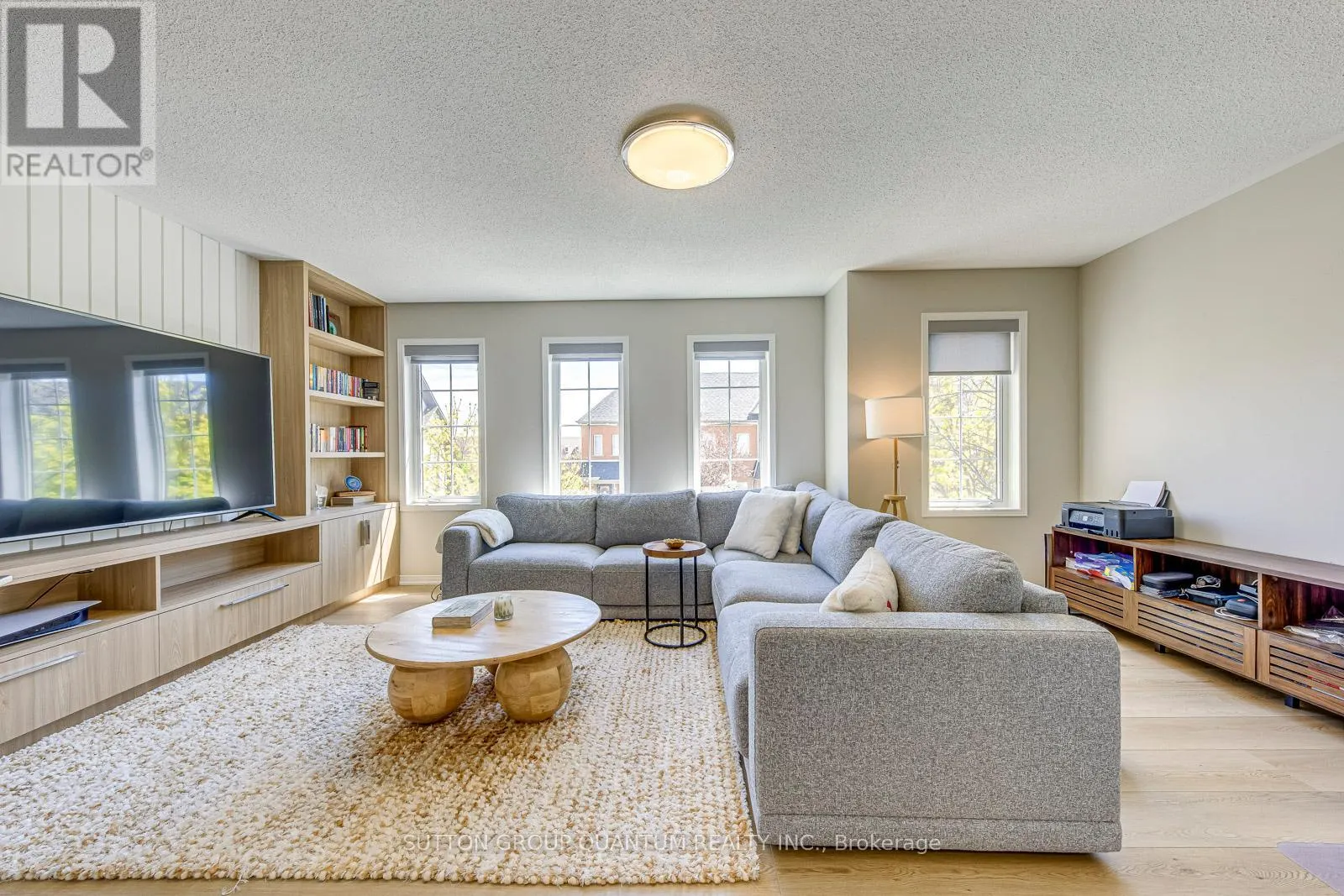 215 ROXTON ROAD