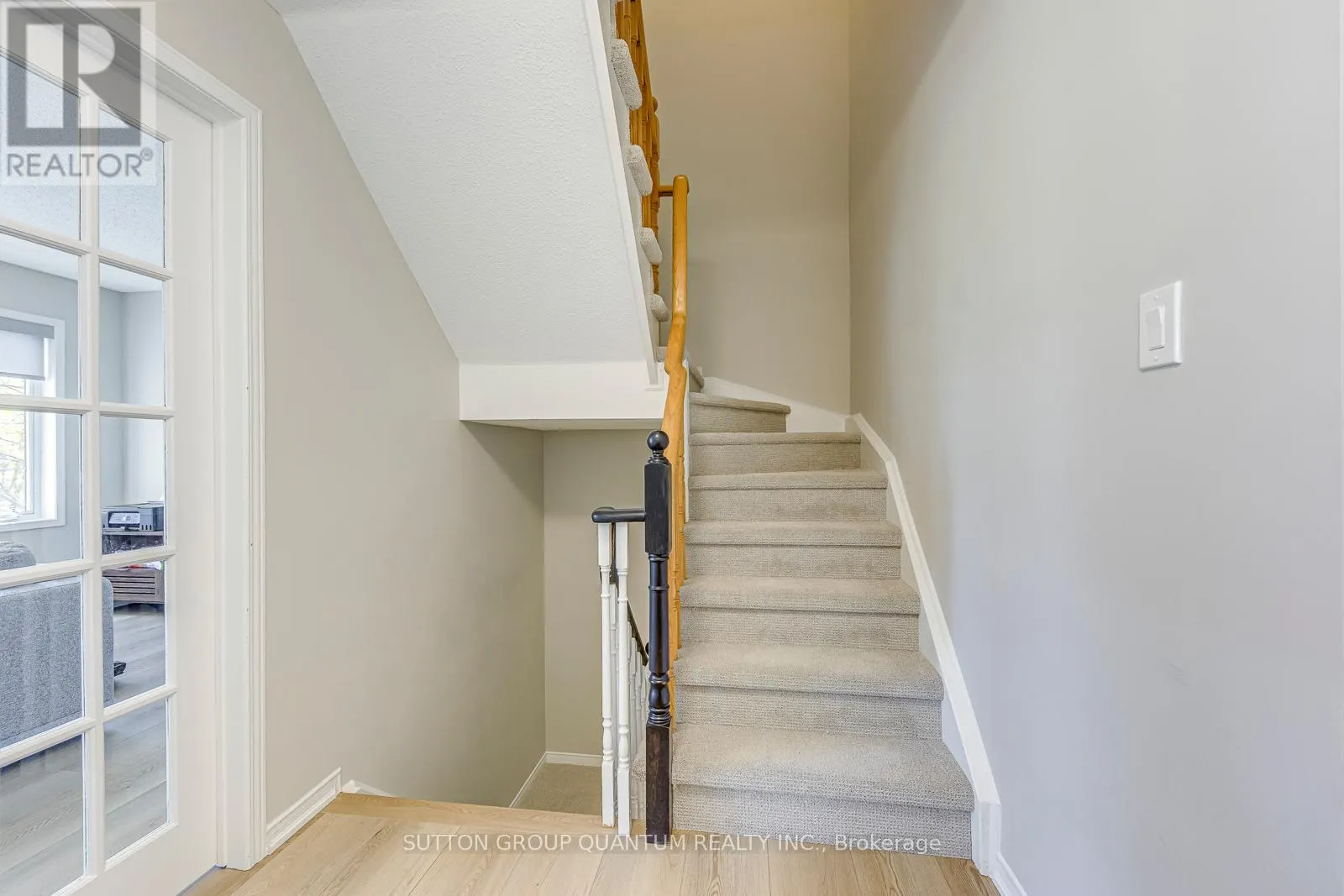 215 ROXTON ROAD