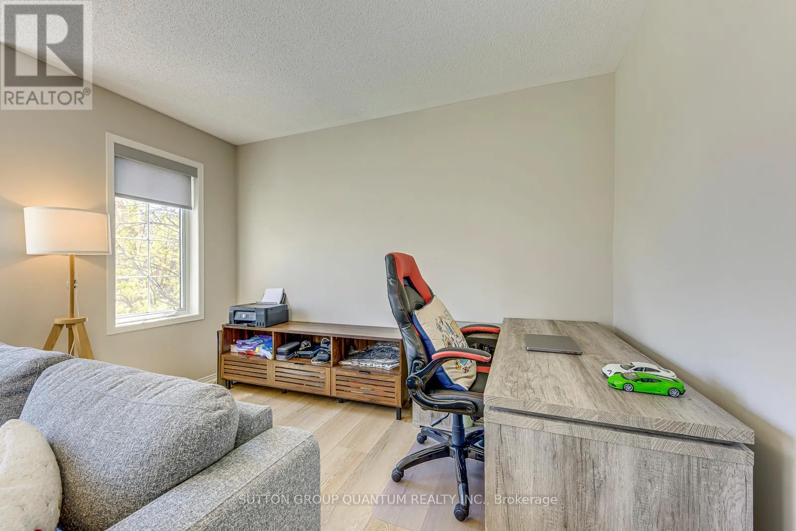 215 ROXTON ROAD