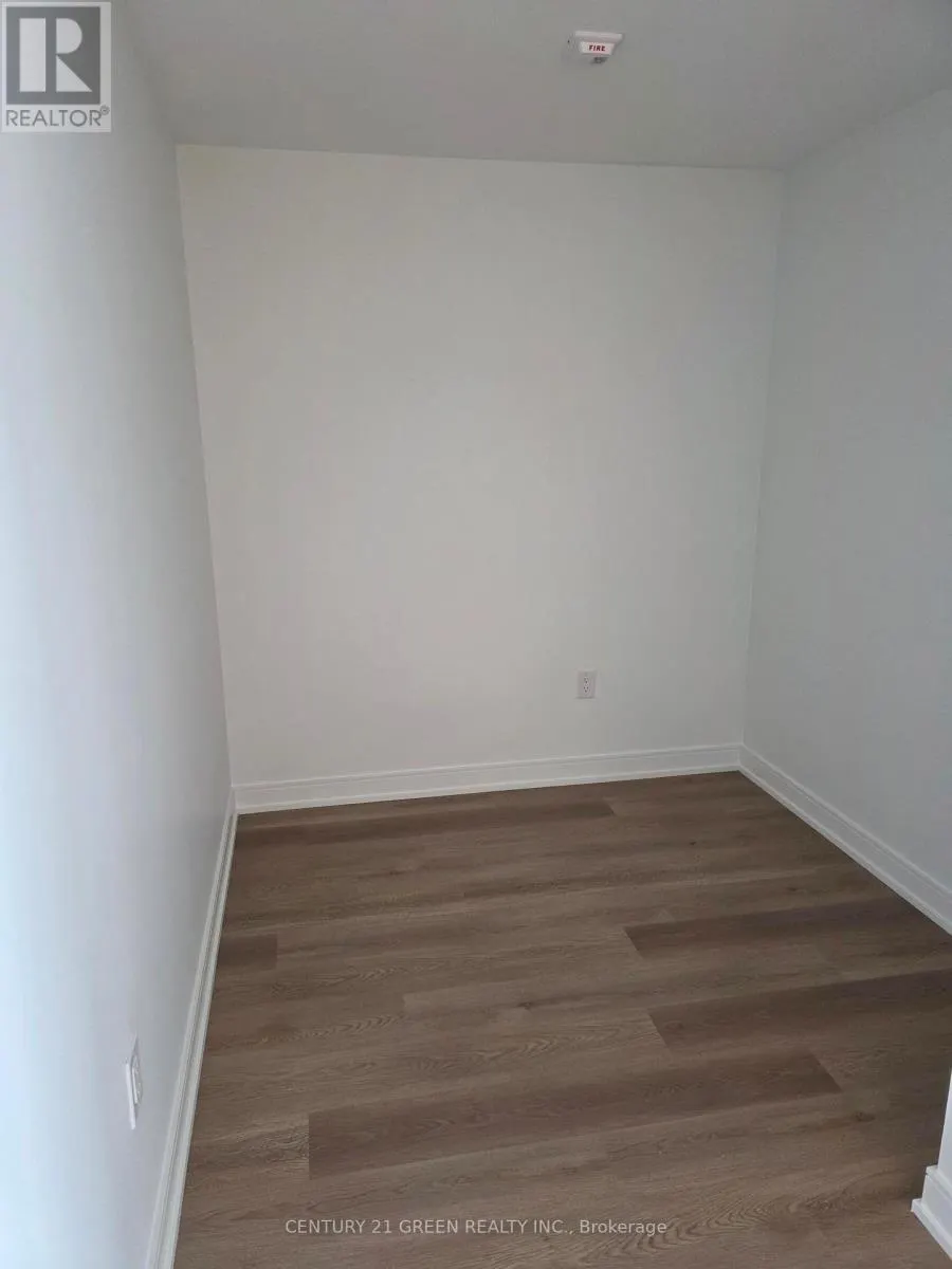 1106 - 89 DUNDAS STREET W