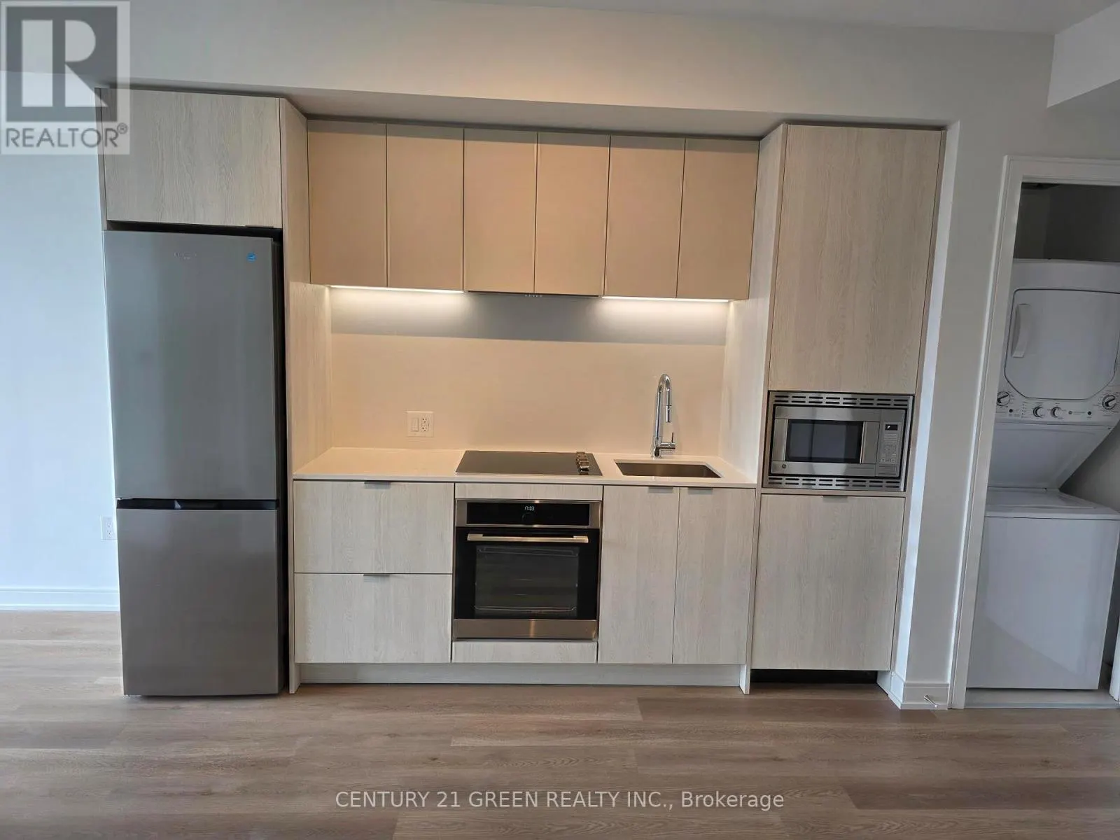 1106 - 89 DUNDAS STREET W