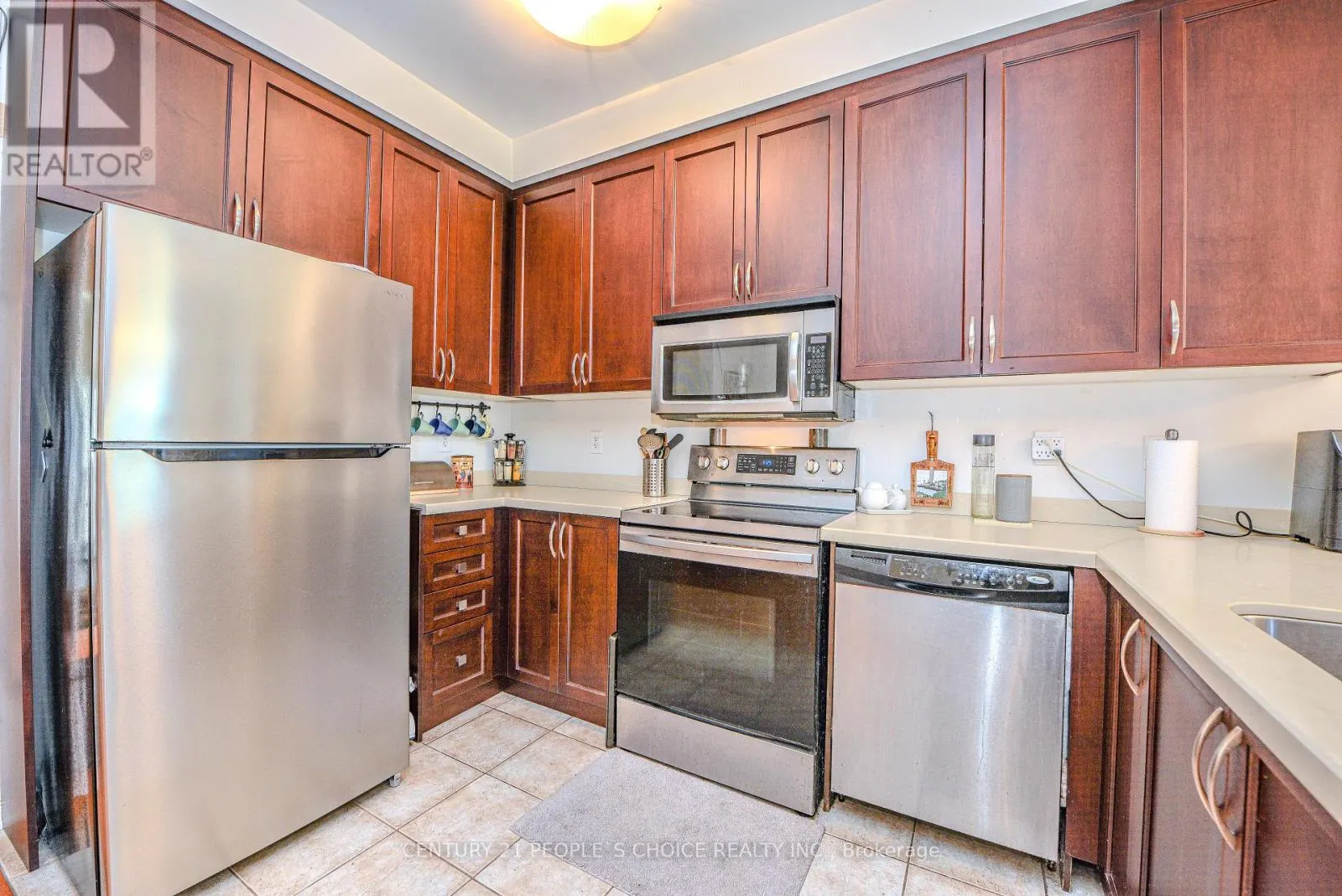 2043 FIDDLERS WAY