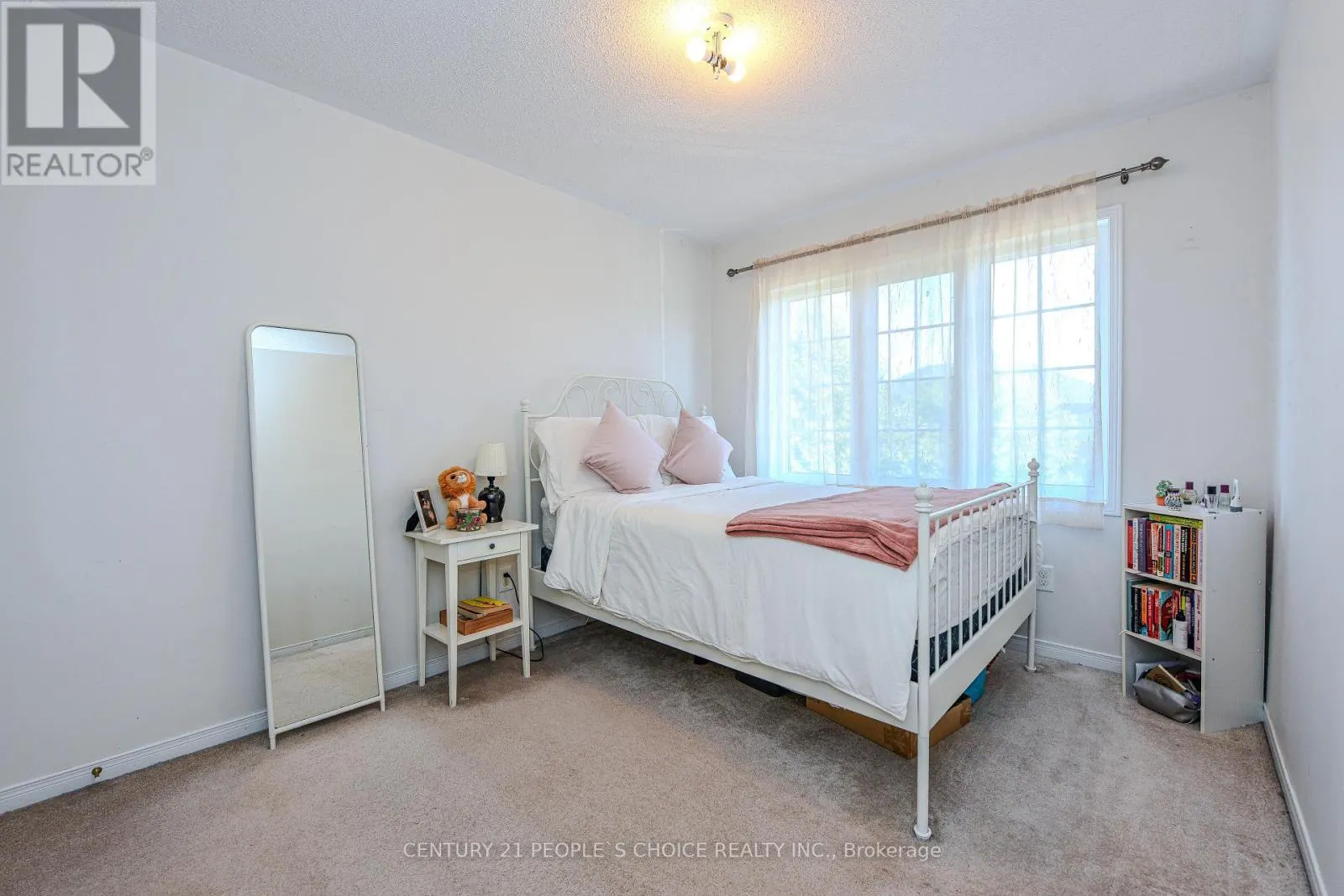 2043 FIDDLERS WAY