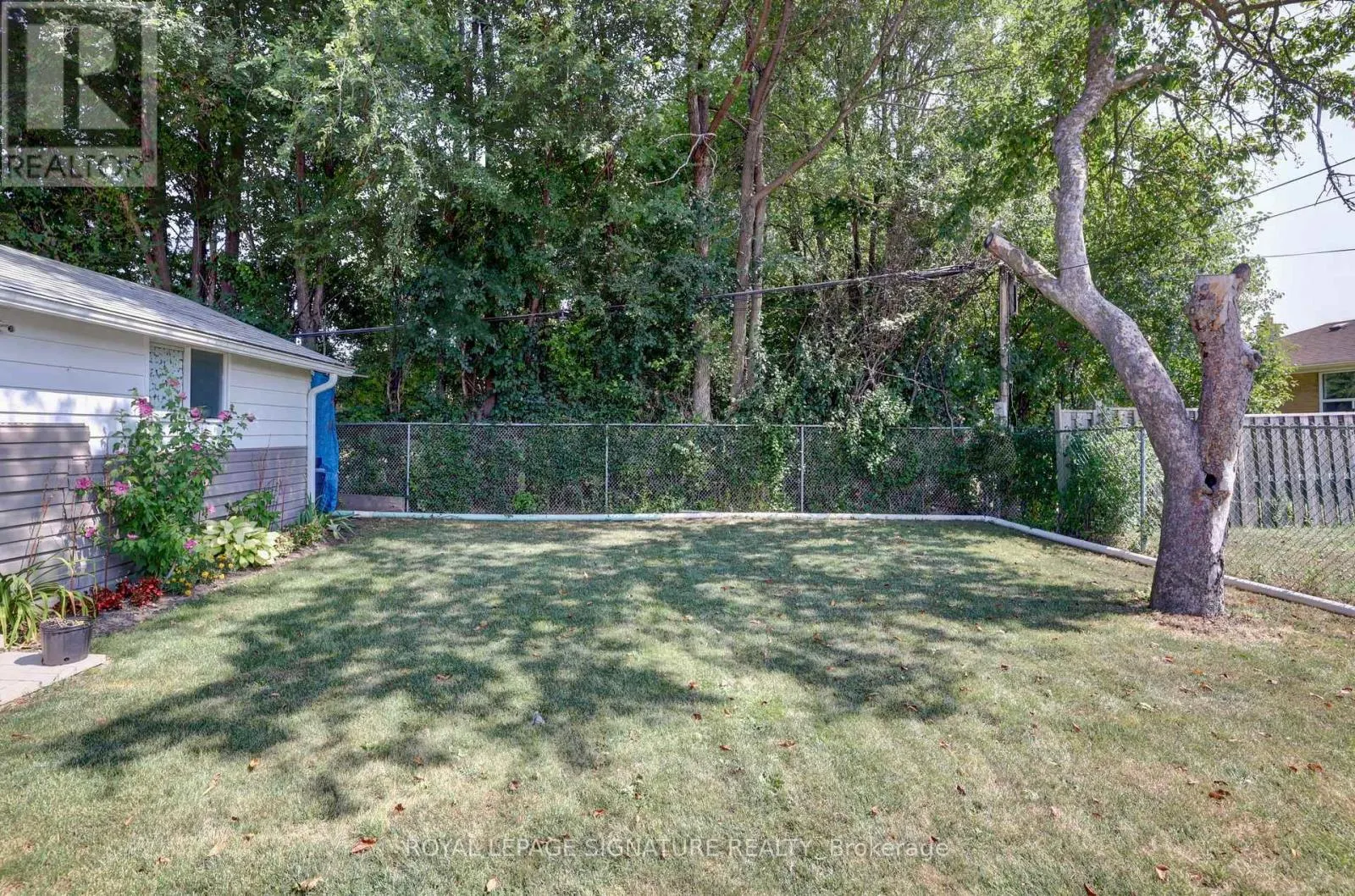 21 HARPER ROAD