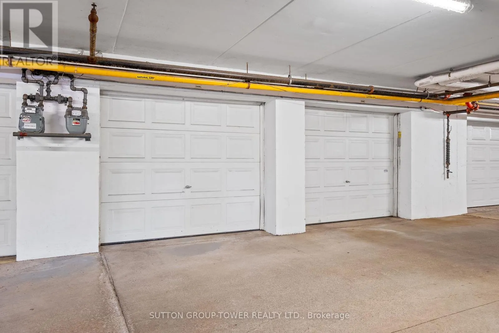 11 - 544C SCARLETT ROAD