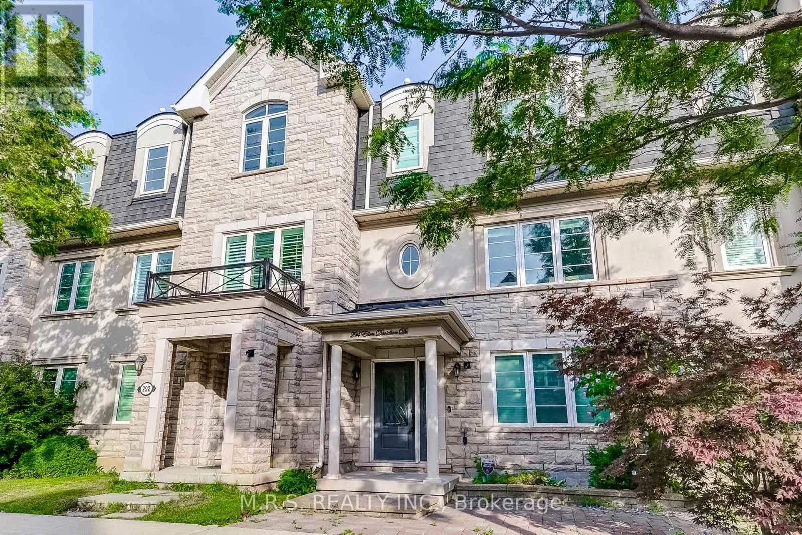294 ELLEN DAVIDSON DRIVE
