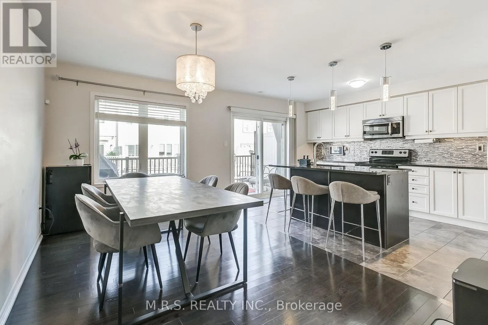 294 ELLEN DAVIDSON DRIVE