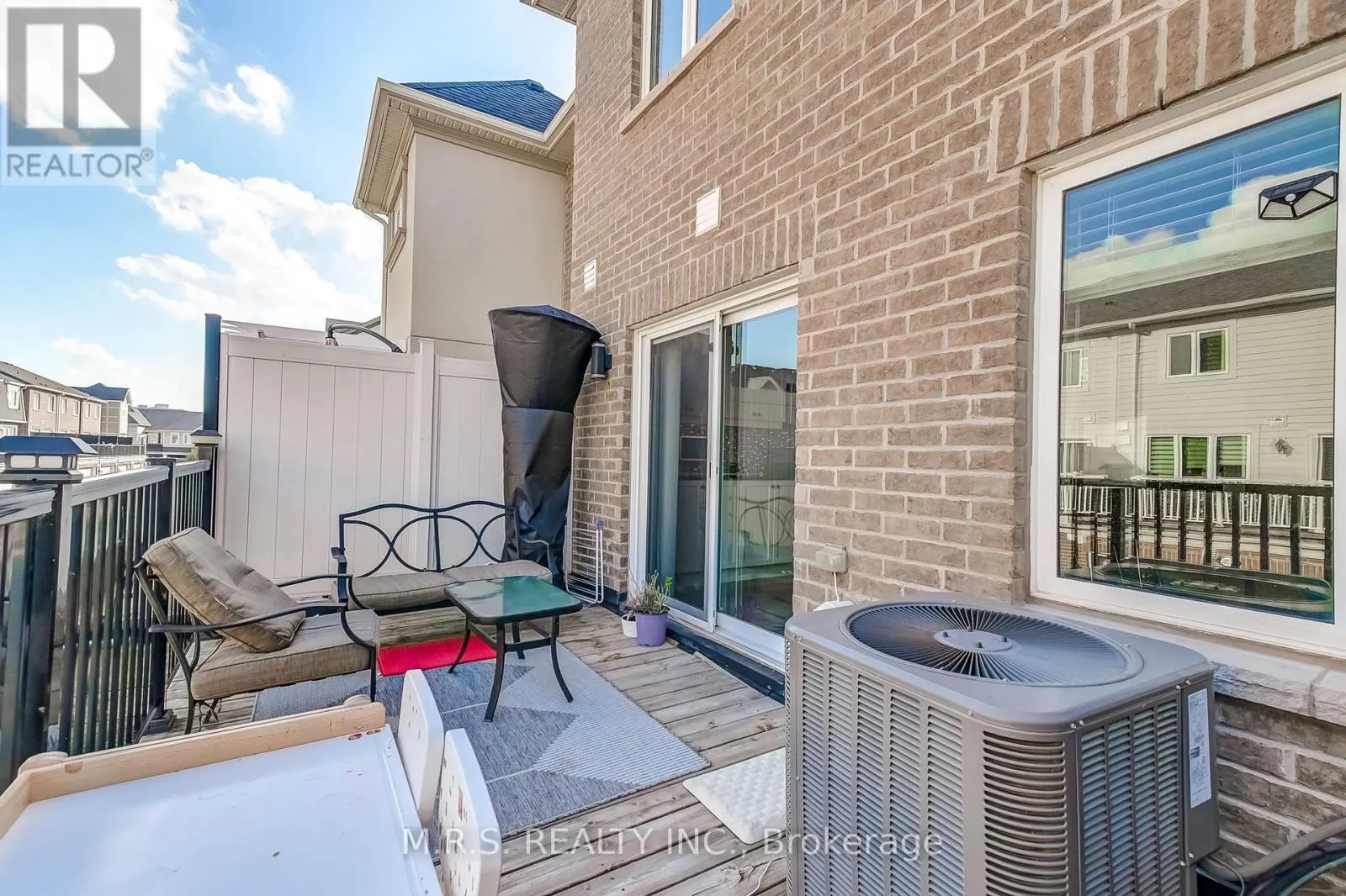 294 ELLEN DAVIDSON DRIVE