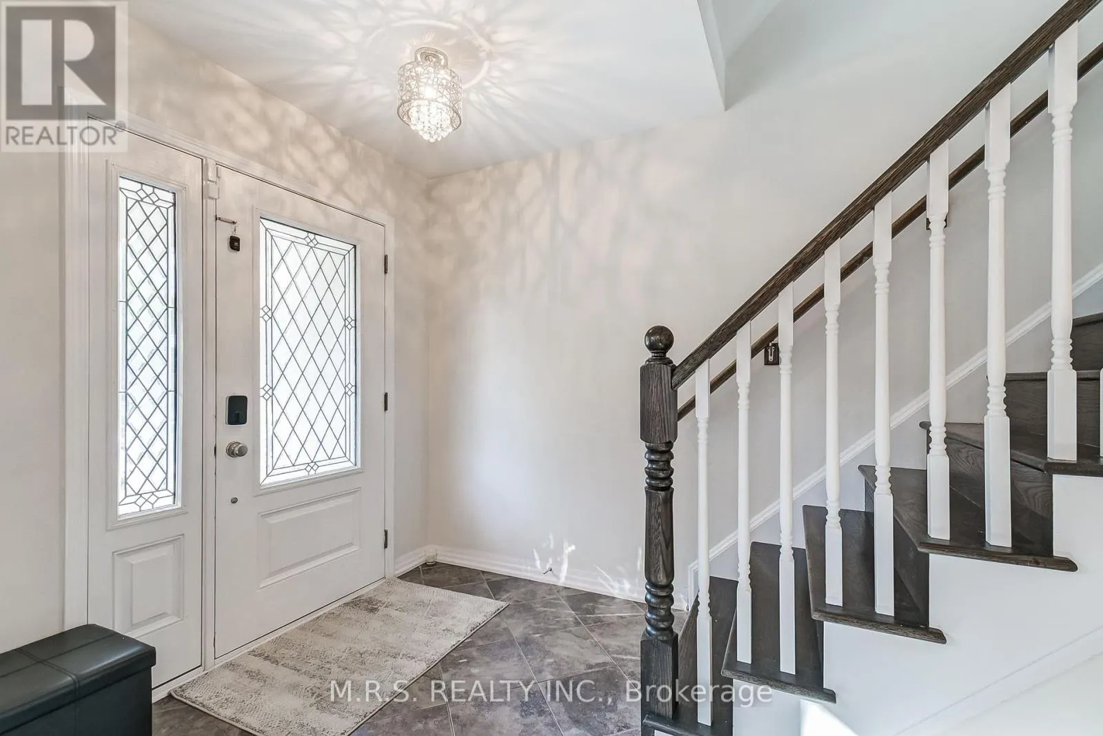 294 ELLEN DAVIDSON DRIVE