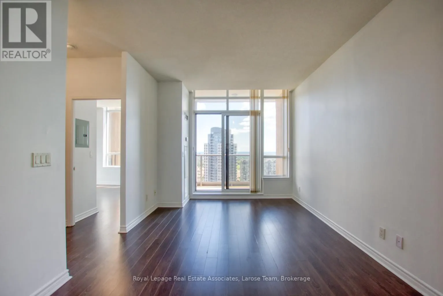 2911 - 4080 LIVING ARTS DRIVE
