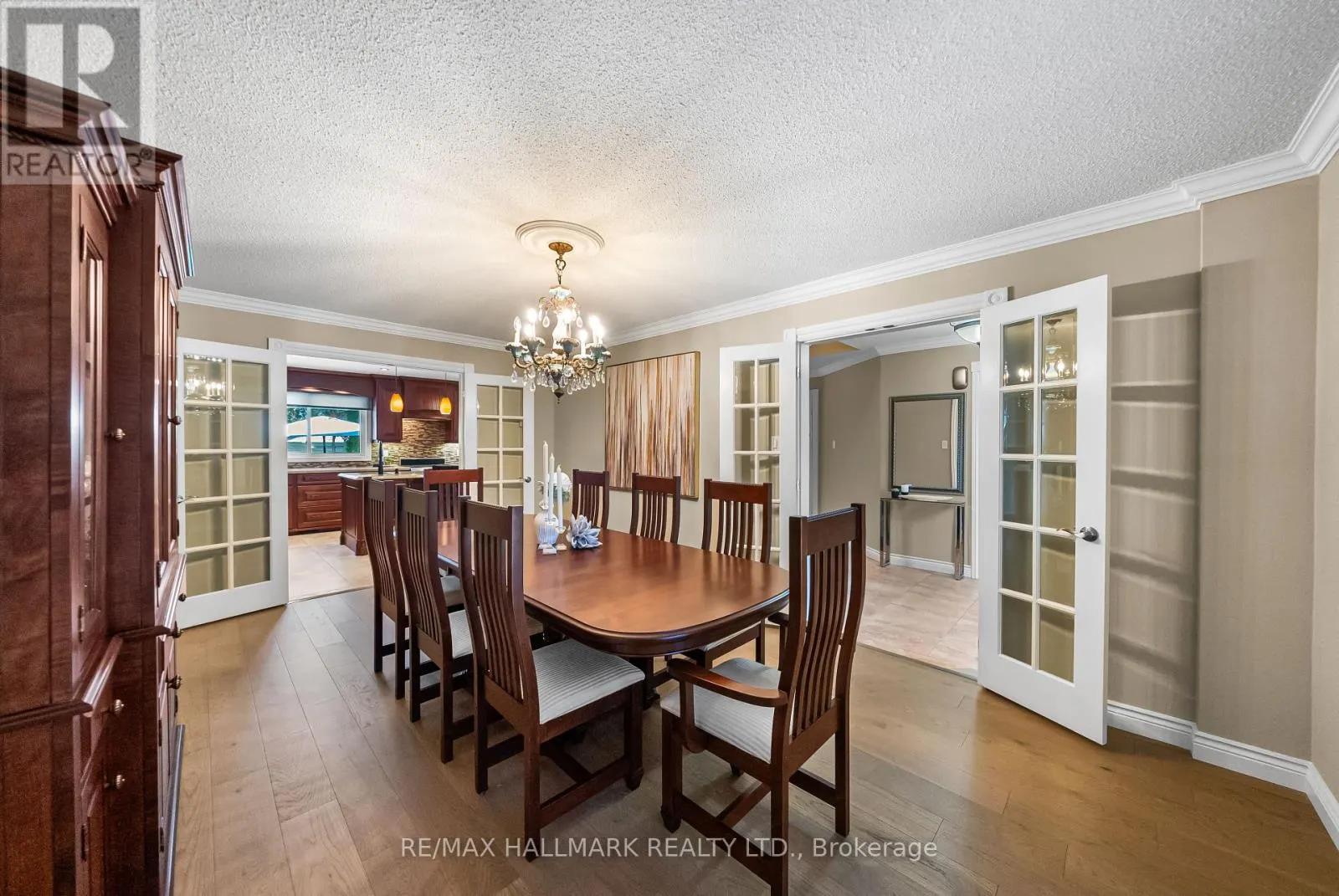 2049 WINDY OAKS DRIVE