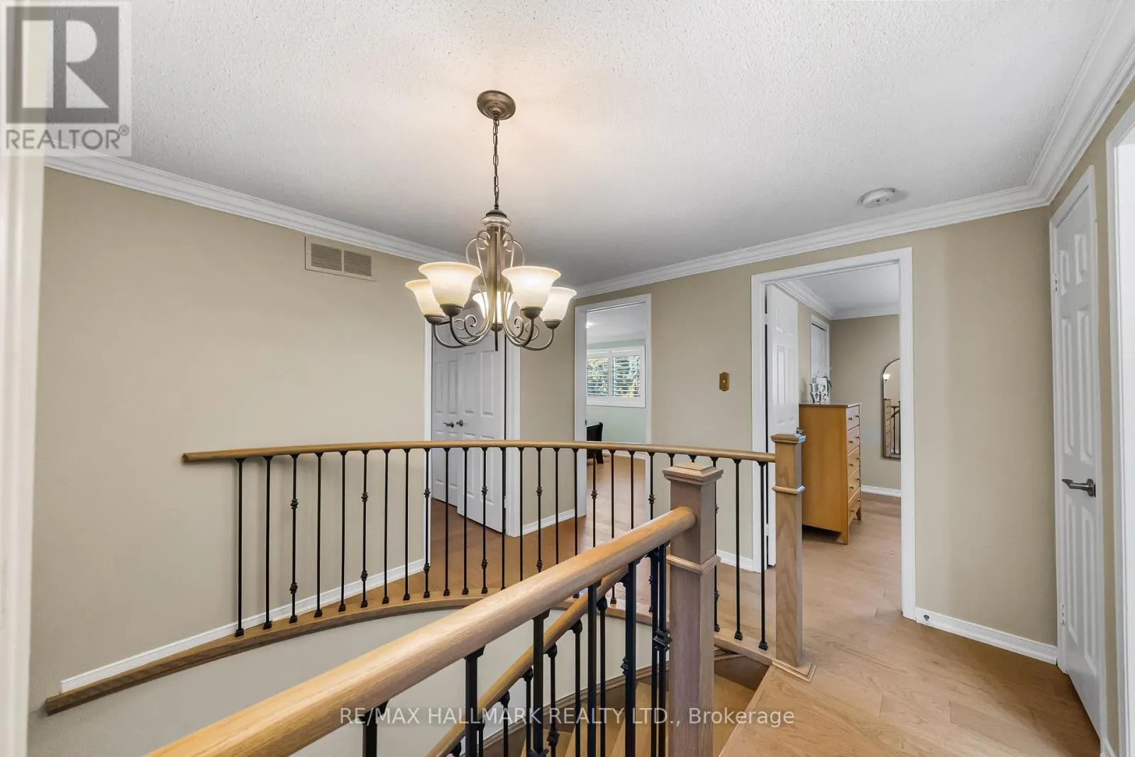 2049 WINDY OAKS DRIVE
