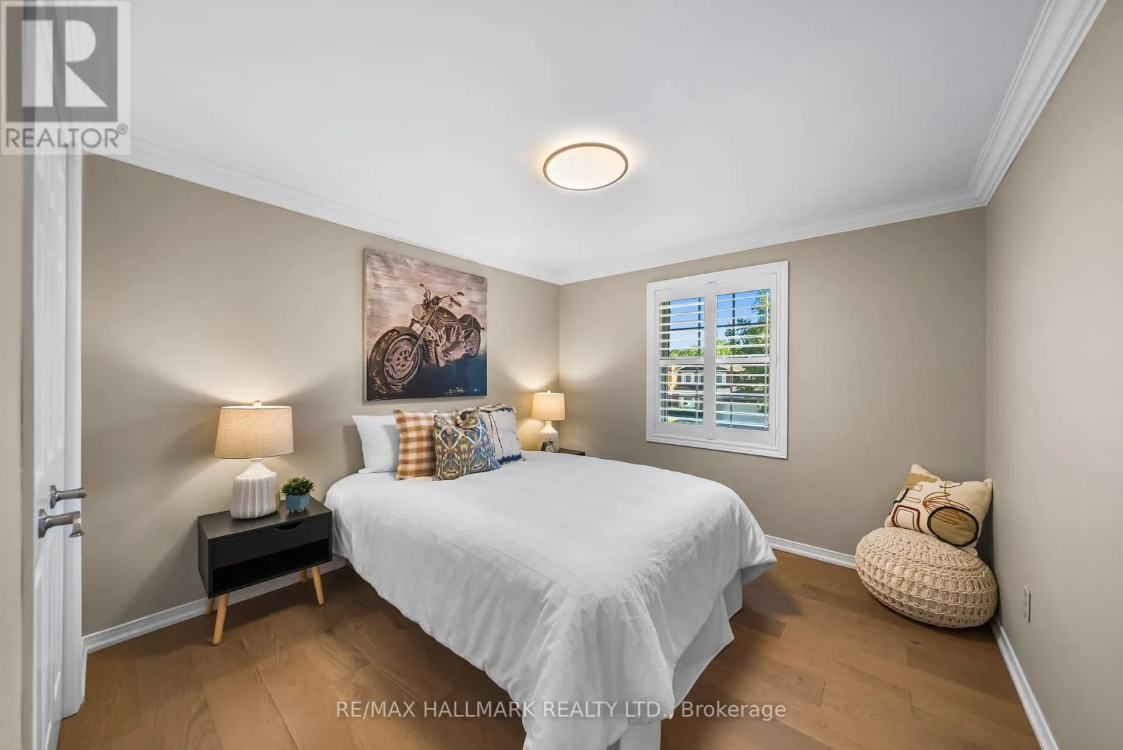 2049 WINDY OAKS DRIVE
