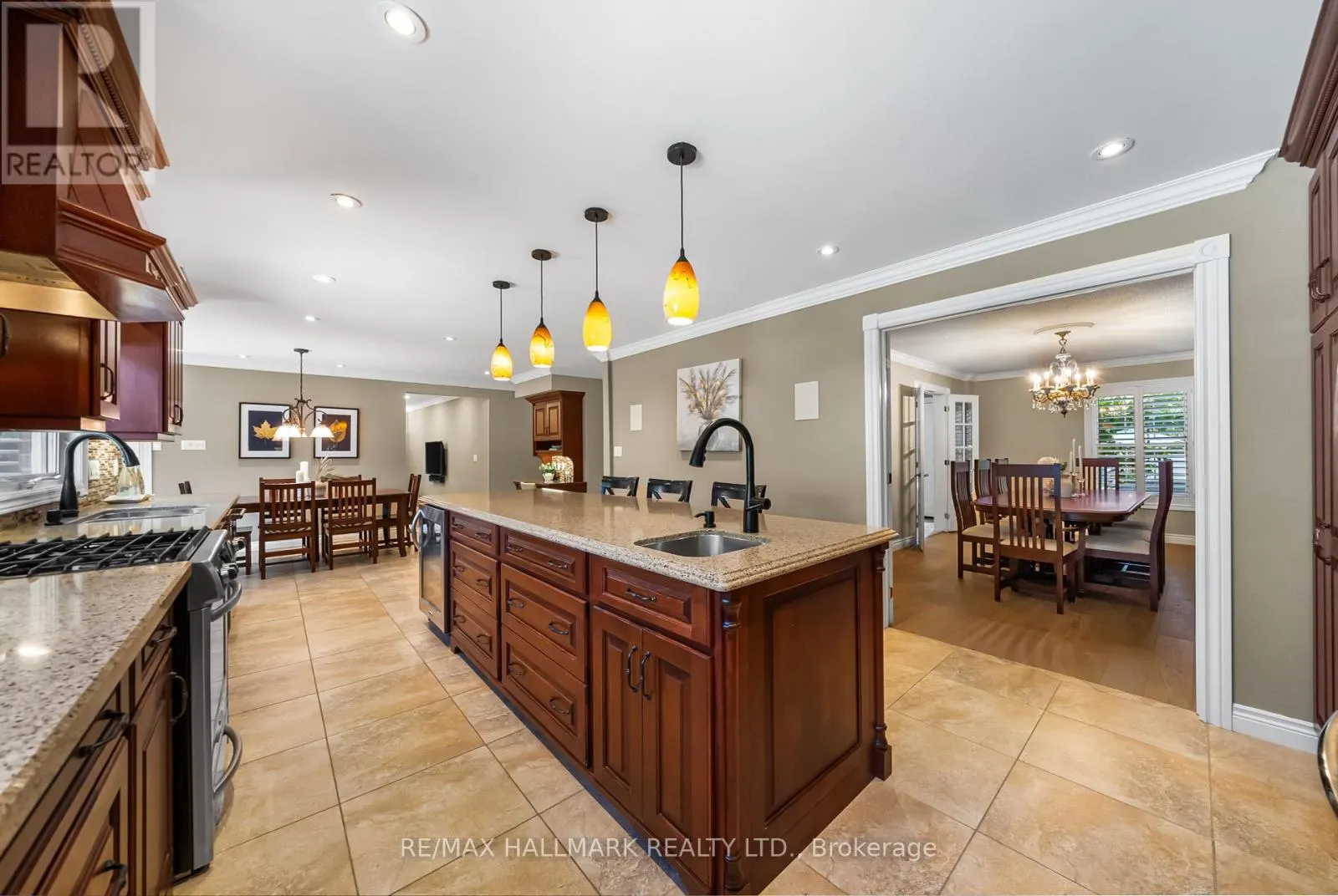 2049 WINDY OAKS DRIVE