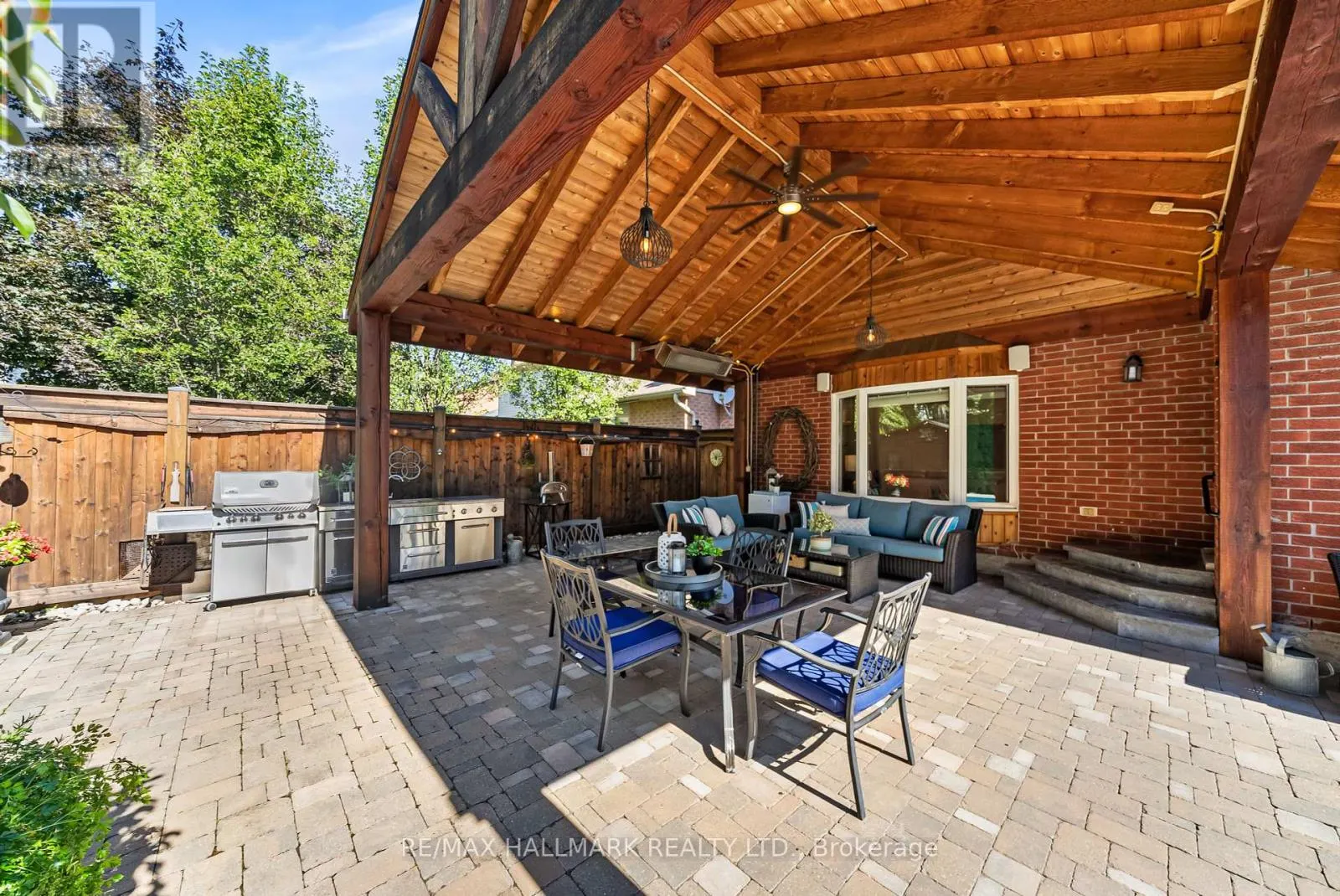 2049 WINDY OAKS DRIVE