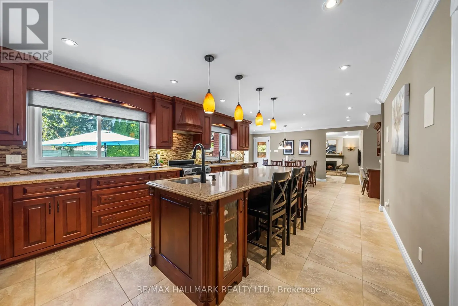2049 WINDY OAKS DRIVE