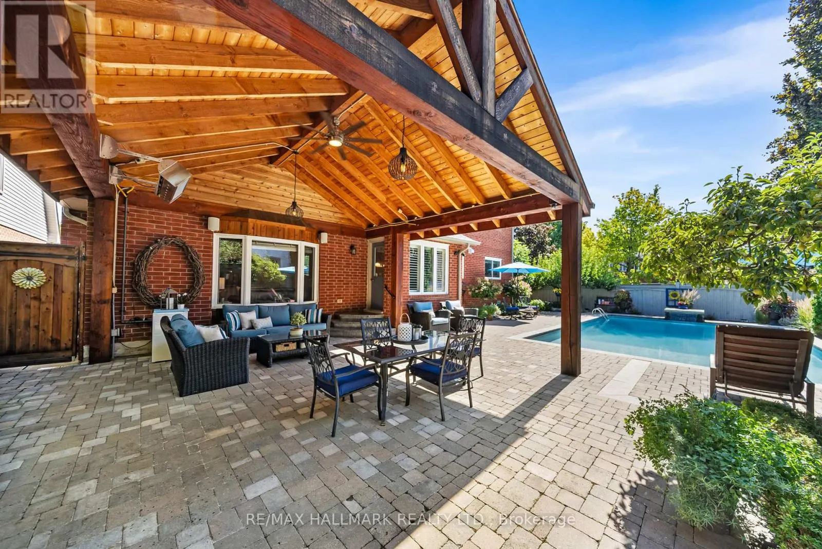 2049 WINDY OAKS DRIVE