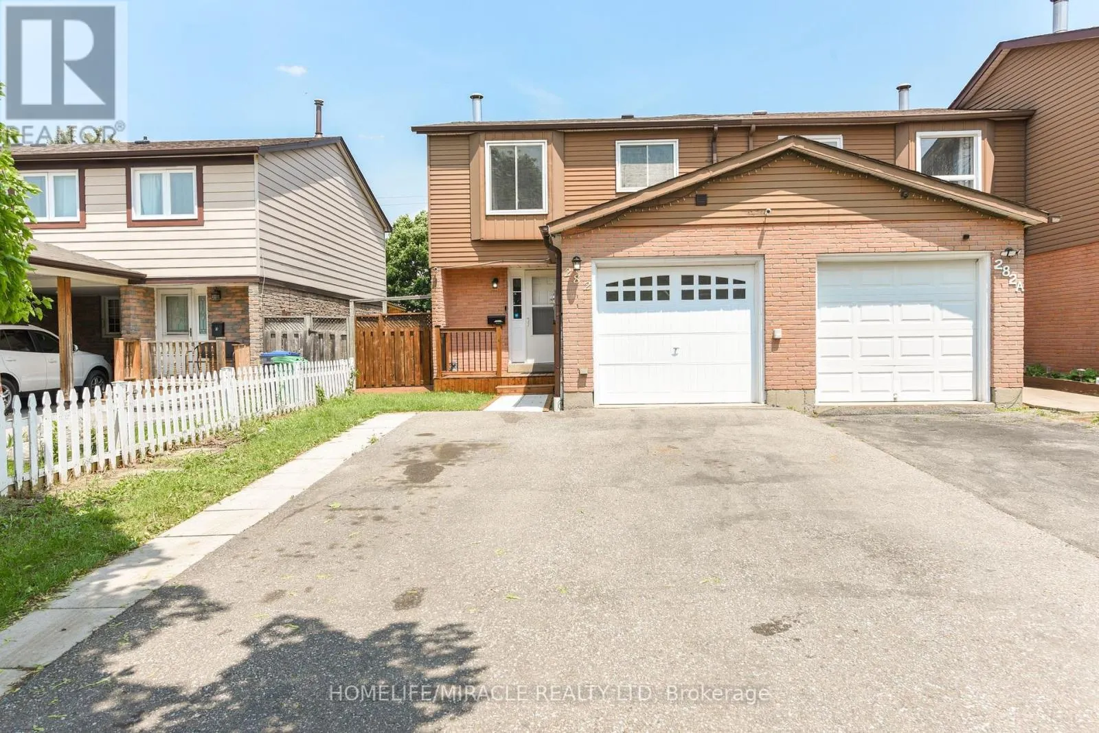282 ROYAL SALISBURY WAY