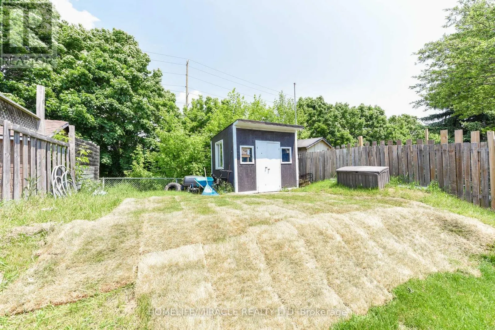 282 ROYAL SALISBURY WAY