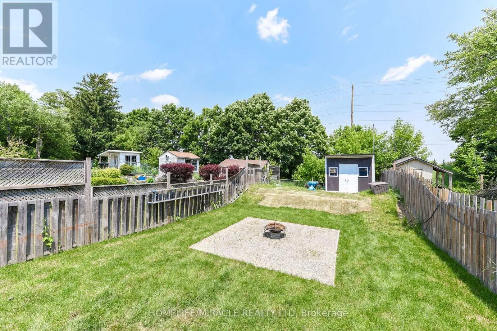 282 ROYAL SALISBURY WAY