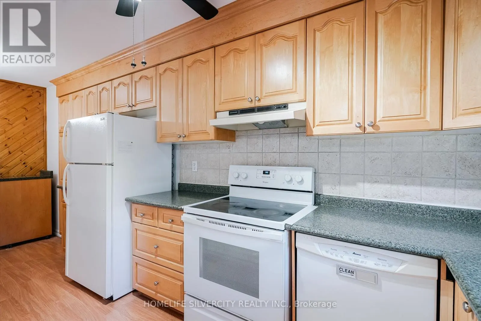 57 - 235 BRONTE STREET S