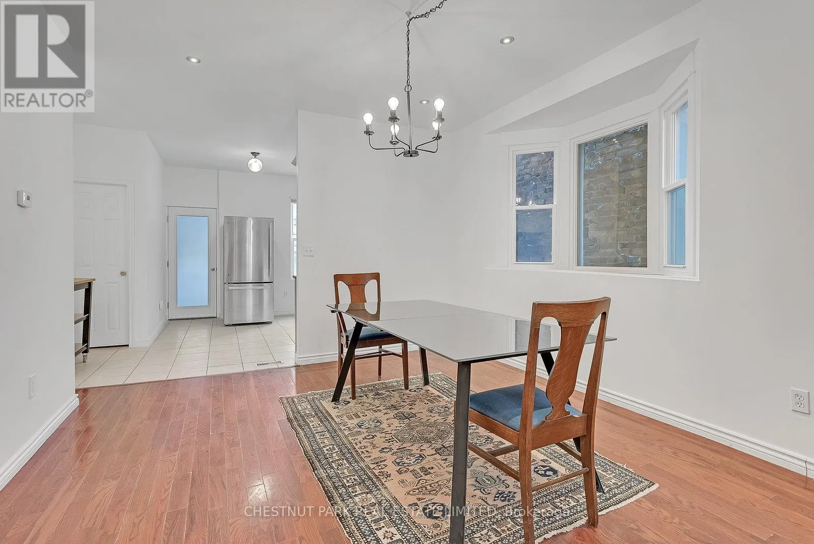 MAIN - 1383 LANSDOWNE AVENUE