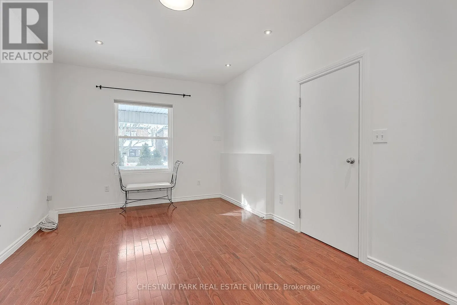 MAIN - 1383 LANSDOWNE AVENUE