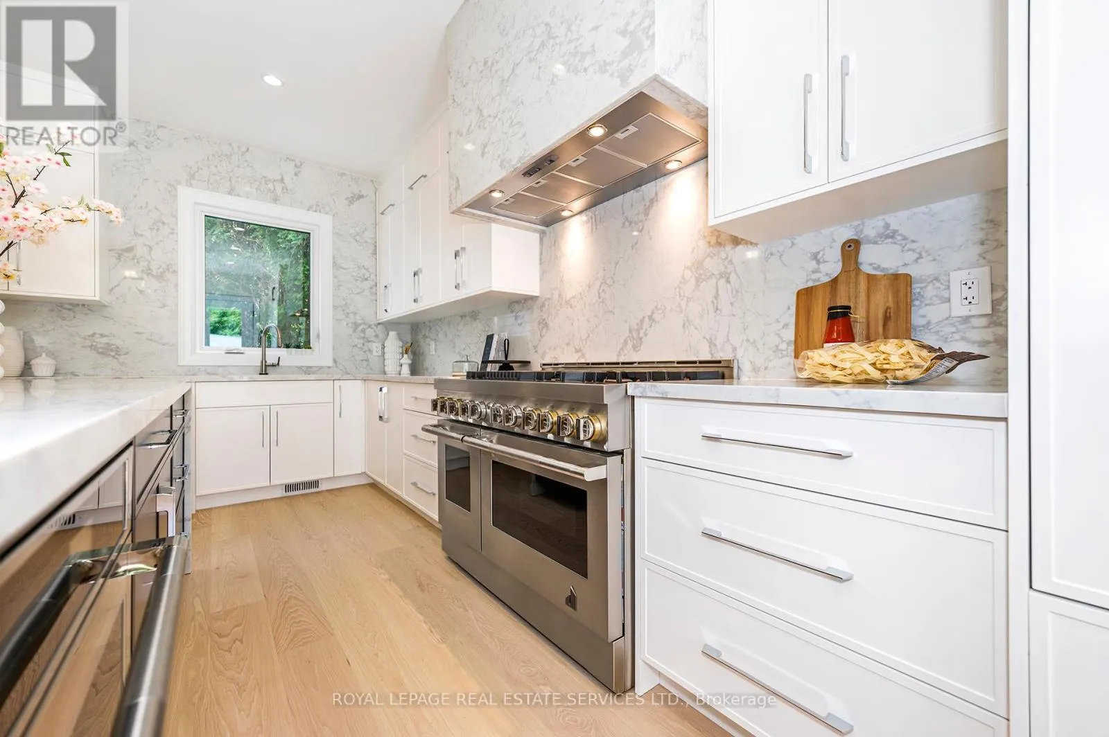 1618 DOGWOOD TRAIL