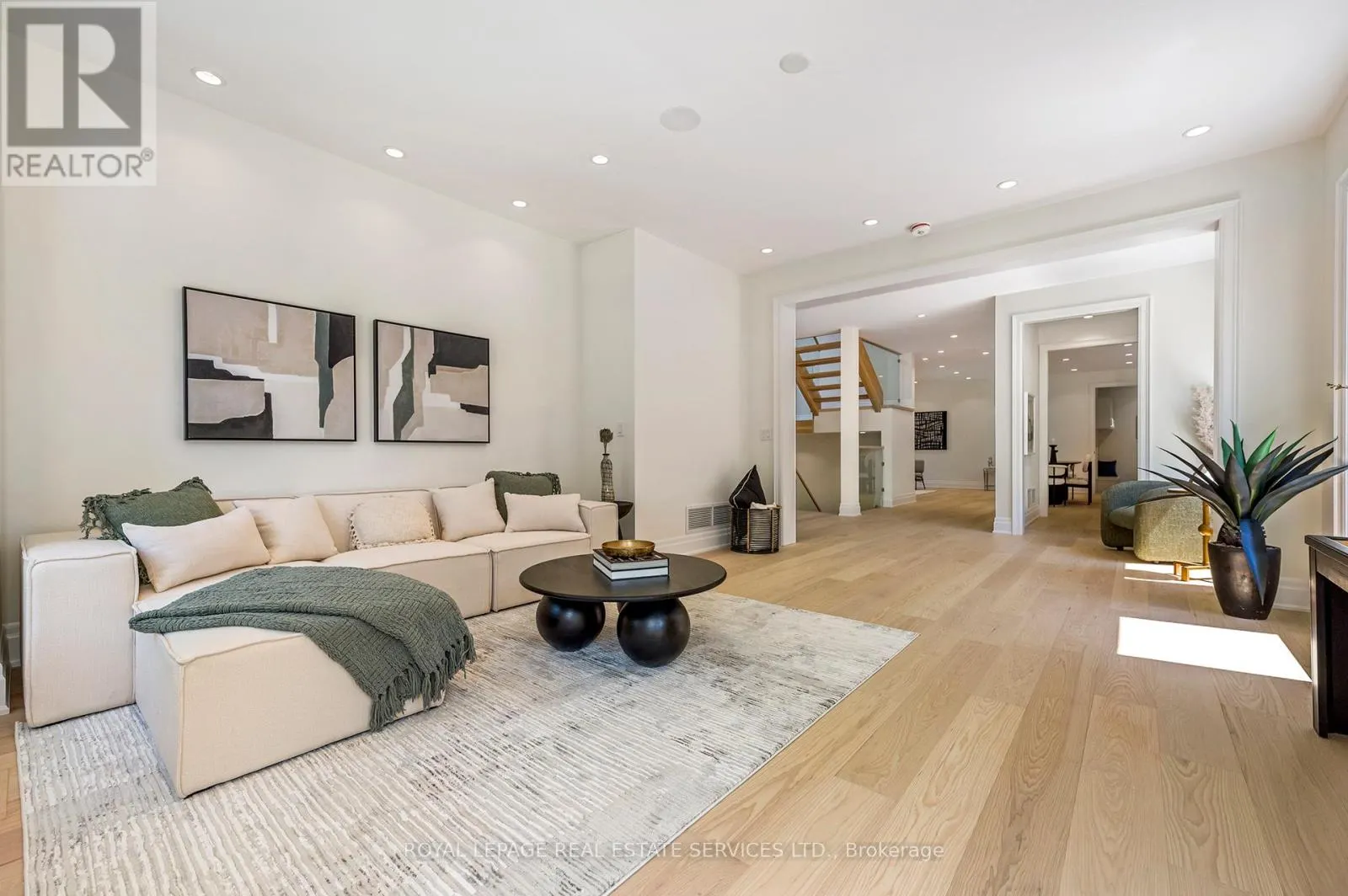 1618 DOGWOOD TRAIL
