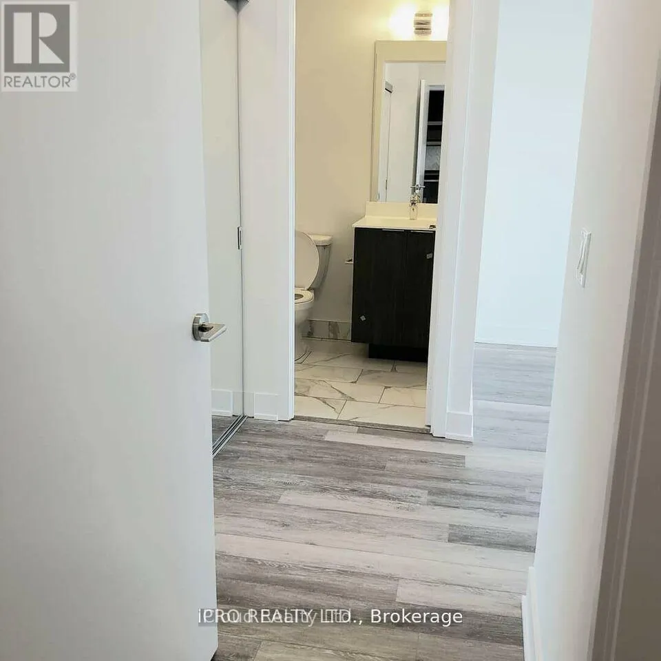 1322 - 30 SHORE BREEZE DRIVE
