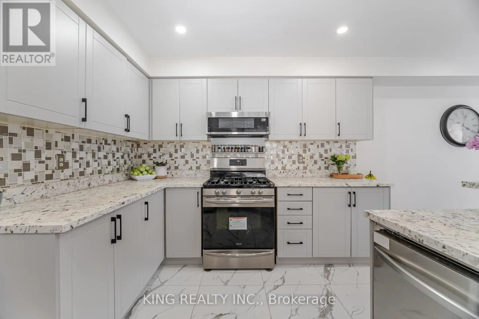 89 CRYSTAL GLEN CRESCENT