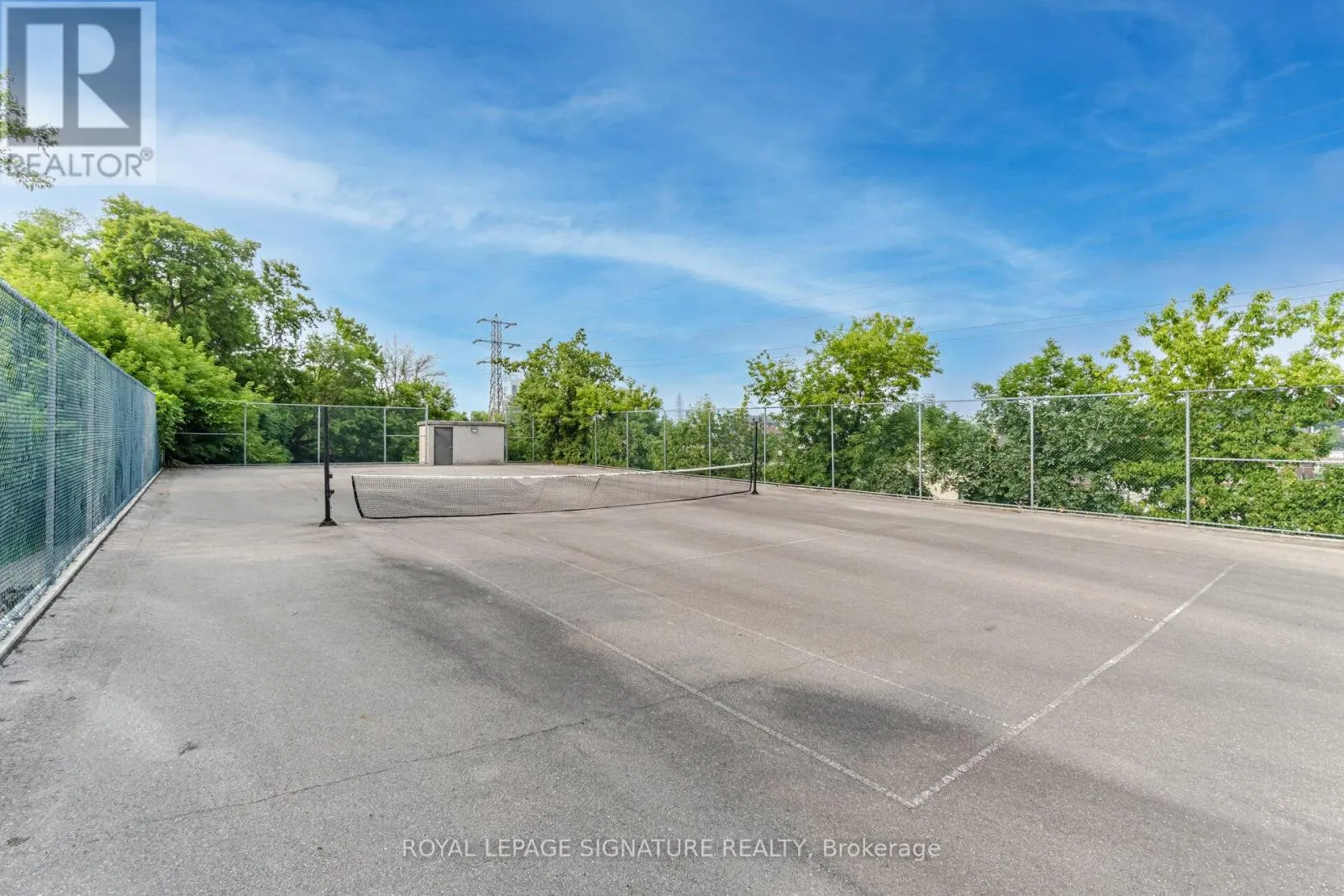 1110 - 541 BLACKTHORN AVENUE