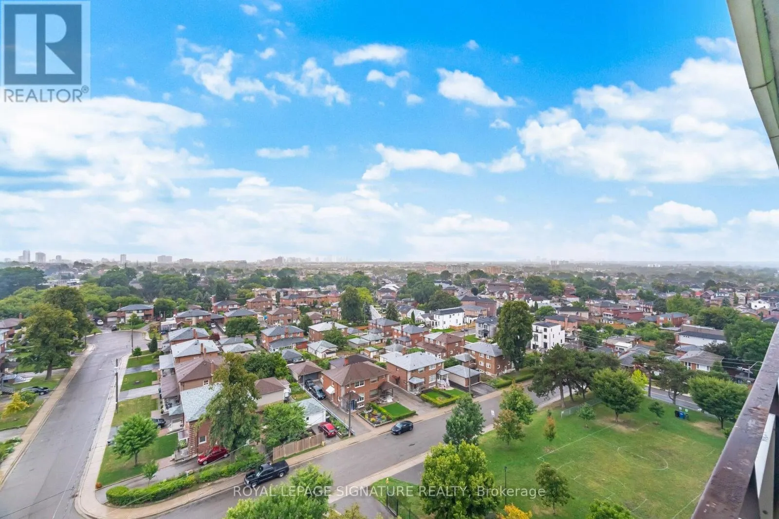 1110 - 541 BLACKTHORN AVENUE